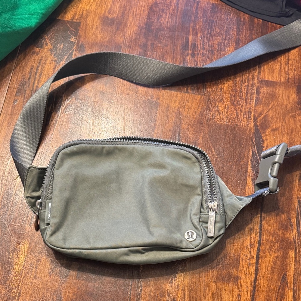 lululemon athletica Green Crossbody Bag